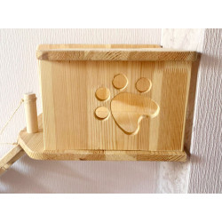 Cabane murale en bois pour chats